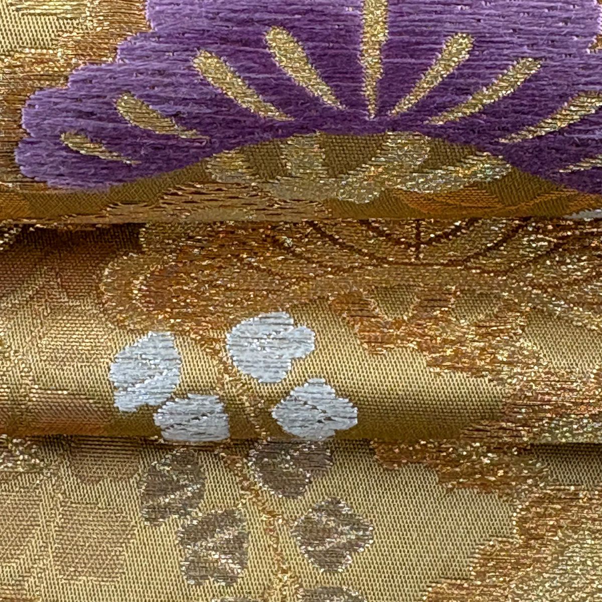 【美品】 袋帶 逸品級 落款あり 帝王紫 曙蠶 笠松樹 藤 金銀彩 山吹茶 茶色 お太鼓柄 純蠶絲