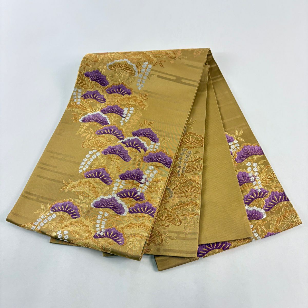 【美品】 袋帶 逸品級 落款あり 帝王紫 曙蠶 笠松樹 藤 金銀彩 山吹茶 茶色 お太鼓柄 純蠶絲