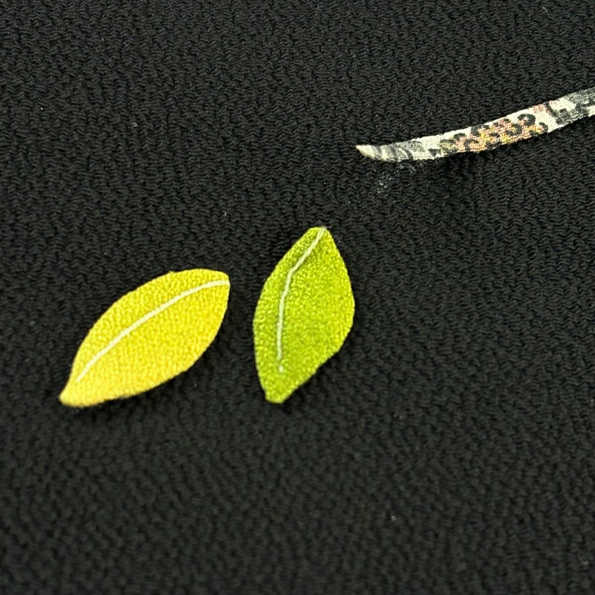 袋帶 逸品級 貓頭鷹 枝葉 絞緞 金彩裝飾 黑 お太鼓圖案 純蠶絲