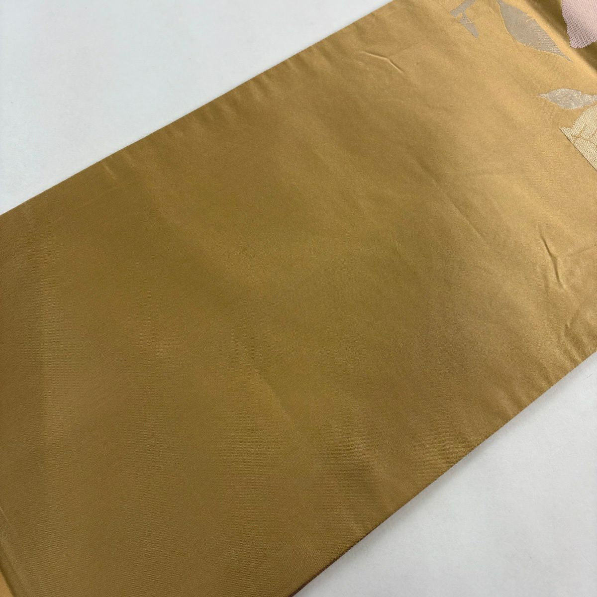 袋帶 逸品級 白綾苑大庭 落款あり 關西仕立 草花紋紋 金金箔 黃土 深藍色 六通 純蠶絲