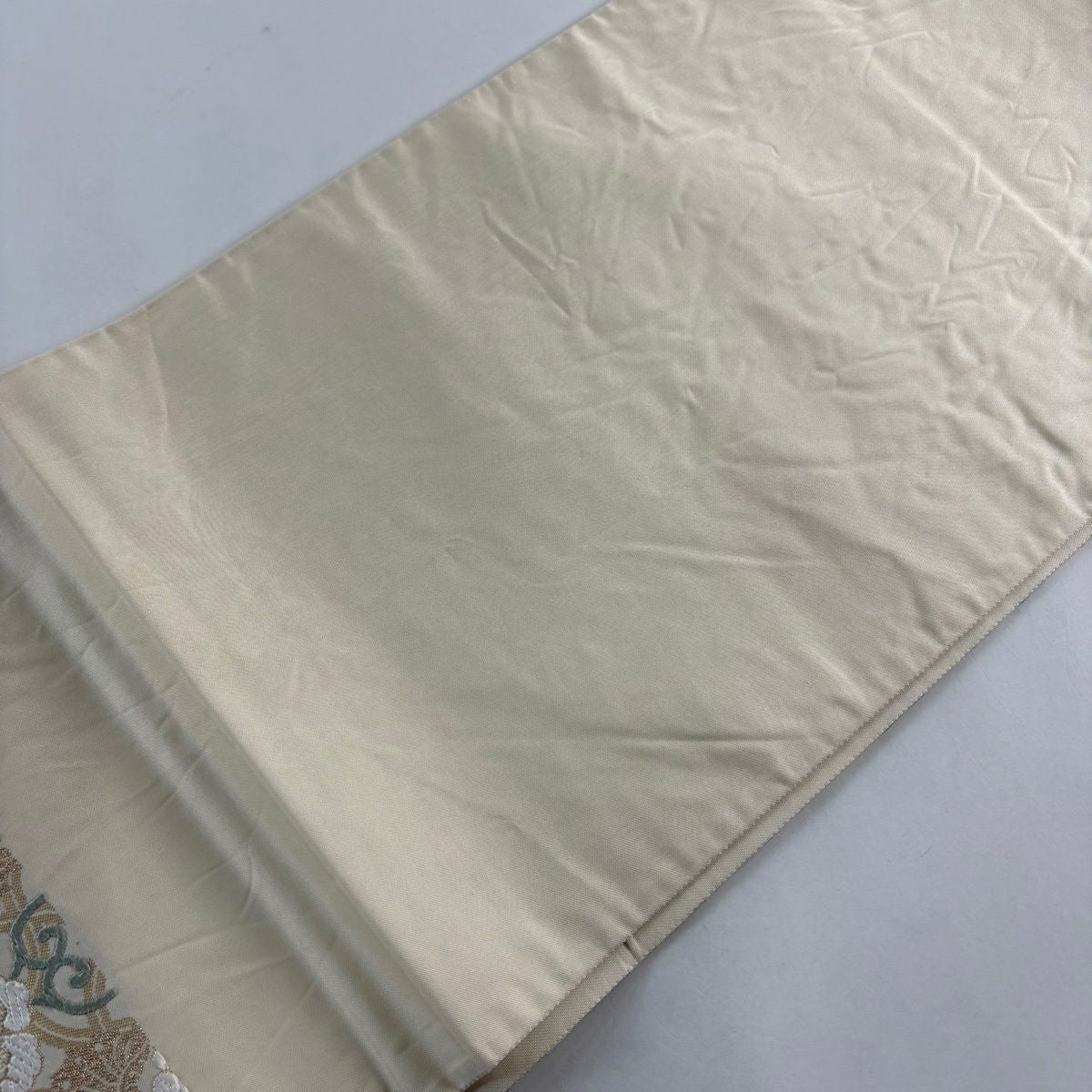 袋帶 逸品級 牡丹 蝶 唐織 金金箔 奶油 六通 純蠶絲