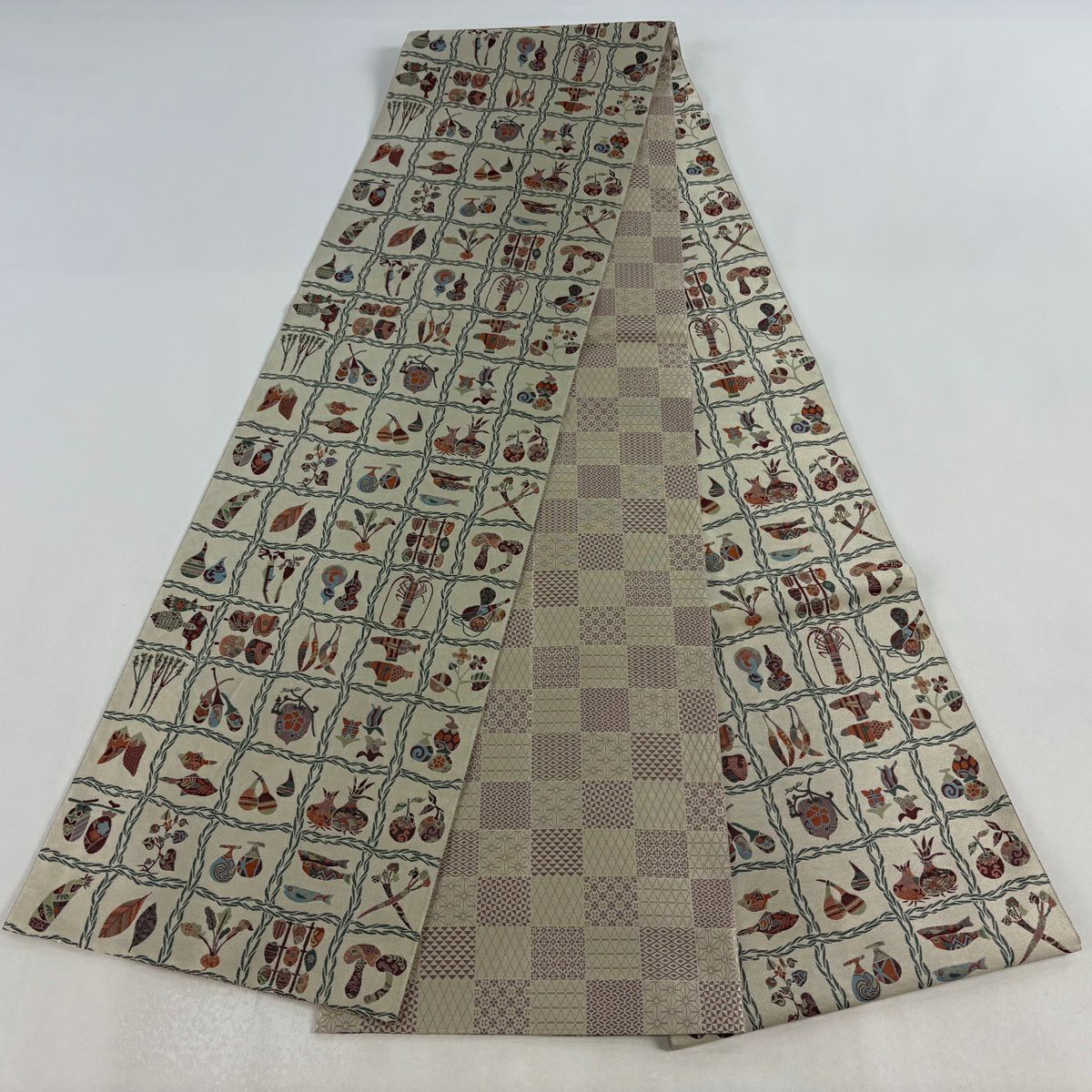 【美品】 袋帶 逸品級 證書齊全 博多織 格子 生物圖案 奶油色 全通 純蠶絲