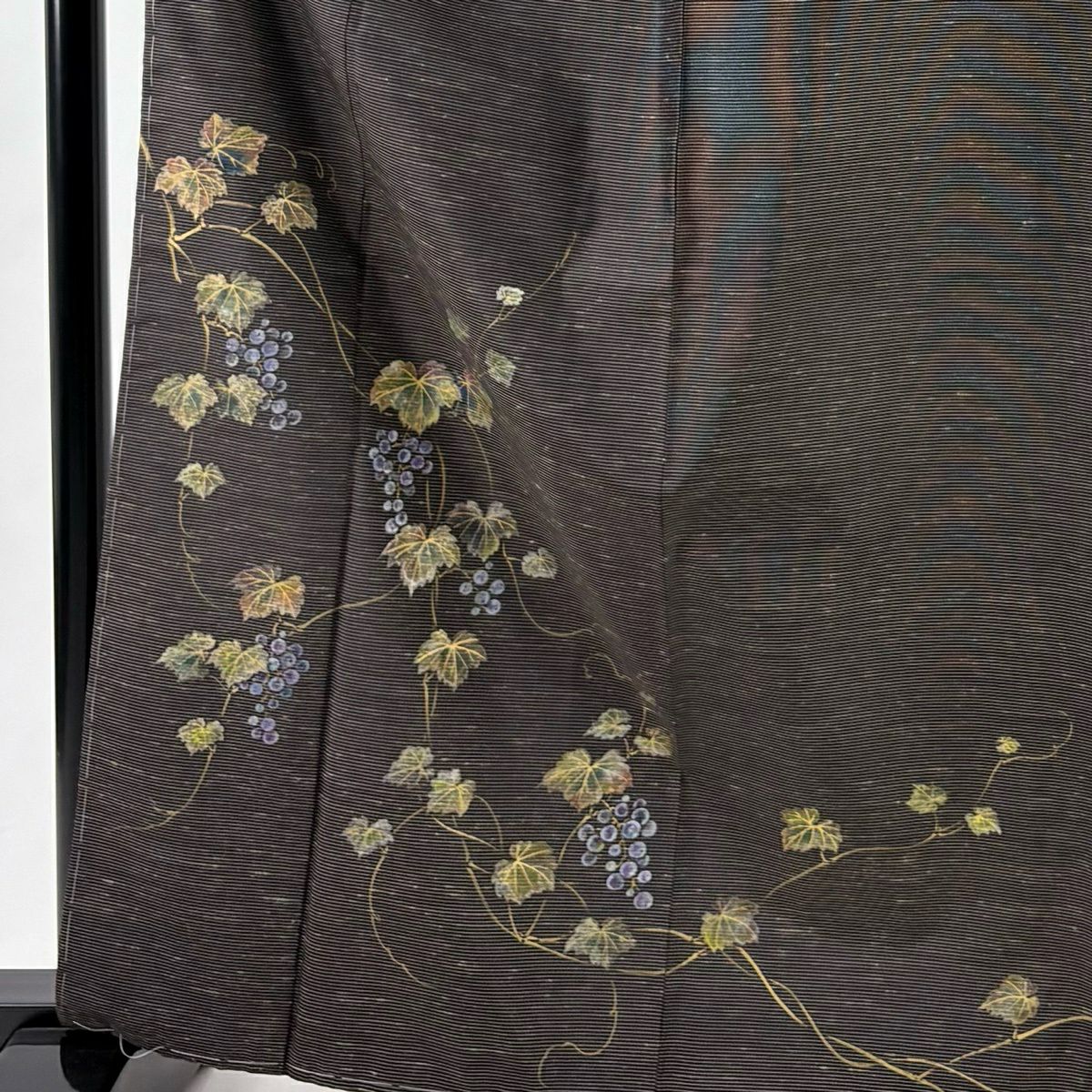 【美品】 付下 身長164cm 袖長63.5cm S 雙層 大島紬織地 證書齊全 葡萄 橫條 金銀彩 焦茶 純蠶絲 名品級