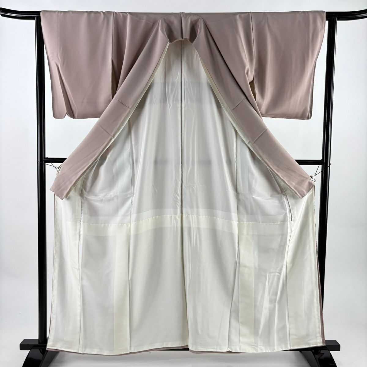 色留袖禮服 身長161cm 袖長62cm S 雙層 菊花 松樹 金絲 金銀彩 粉米色 純蠶絲 名品級 三つ紋