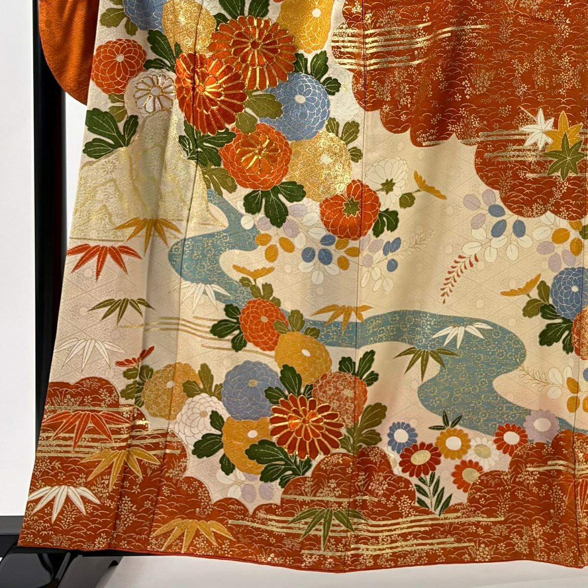 振袖禮服 身長159.5cm 袖長67cm M 雙層 菊花 雲紋 金絲 金銀彩 橙色 純蠶絲 名品級