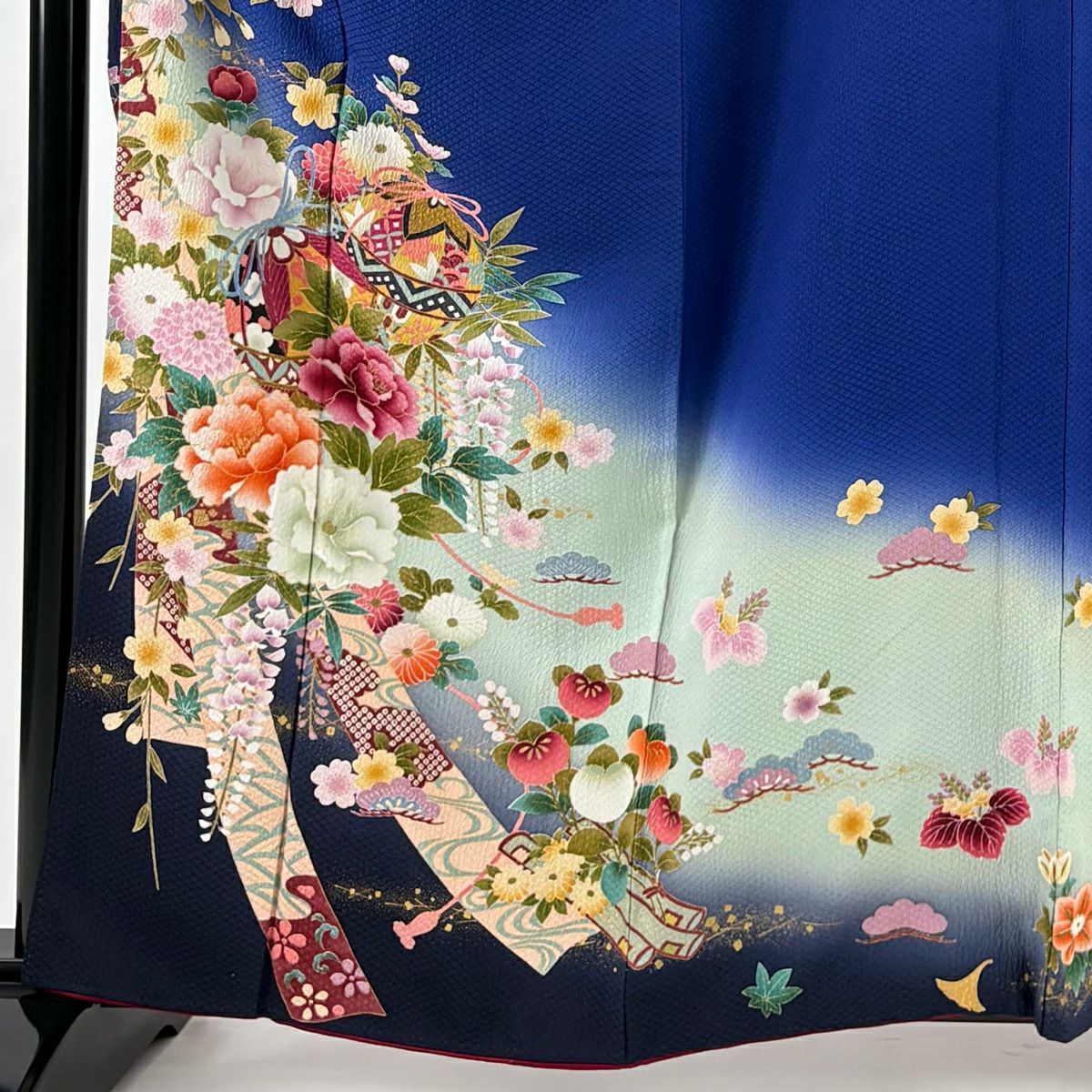 【美品】振袖禮服 身長162cm 袖長64cm M 雙層 鞠 草花紋 金彩裝飾 漸層 青紫 純蠶絲 秀品級