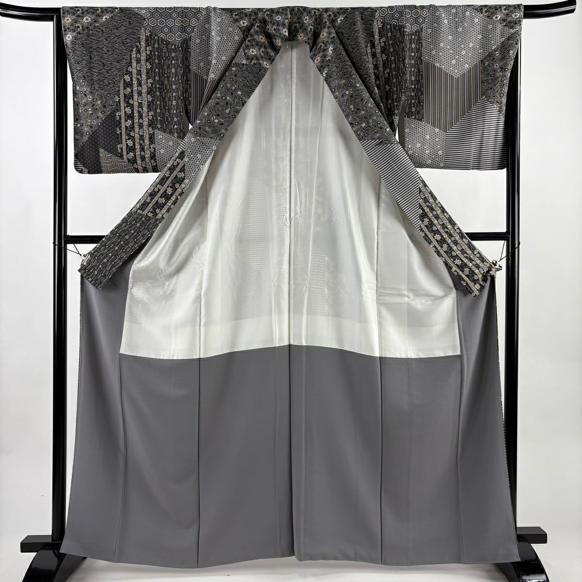 【美品】訪問服 身長162.5cm 袖長65cm M 雙層 落款あり 寶盡くし 縞 灰色 純蠶絲 秀品級