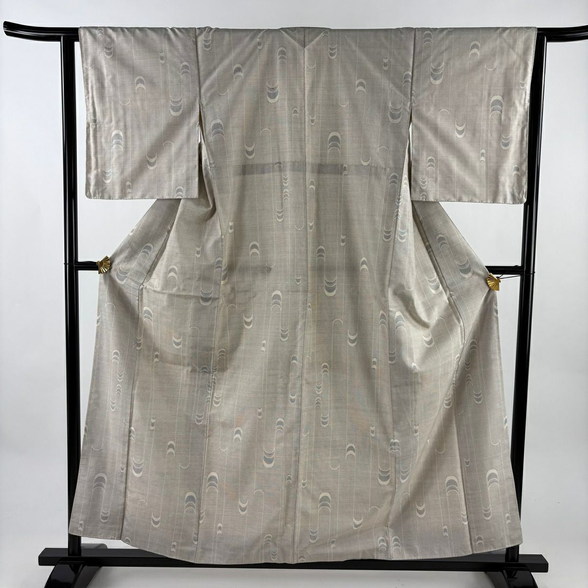 大島紬織 身長158.5cm 袖長63cm S 雙層 證書齊全 幾何圖案 灰色 純蠶絲 名品級