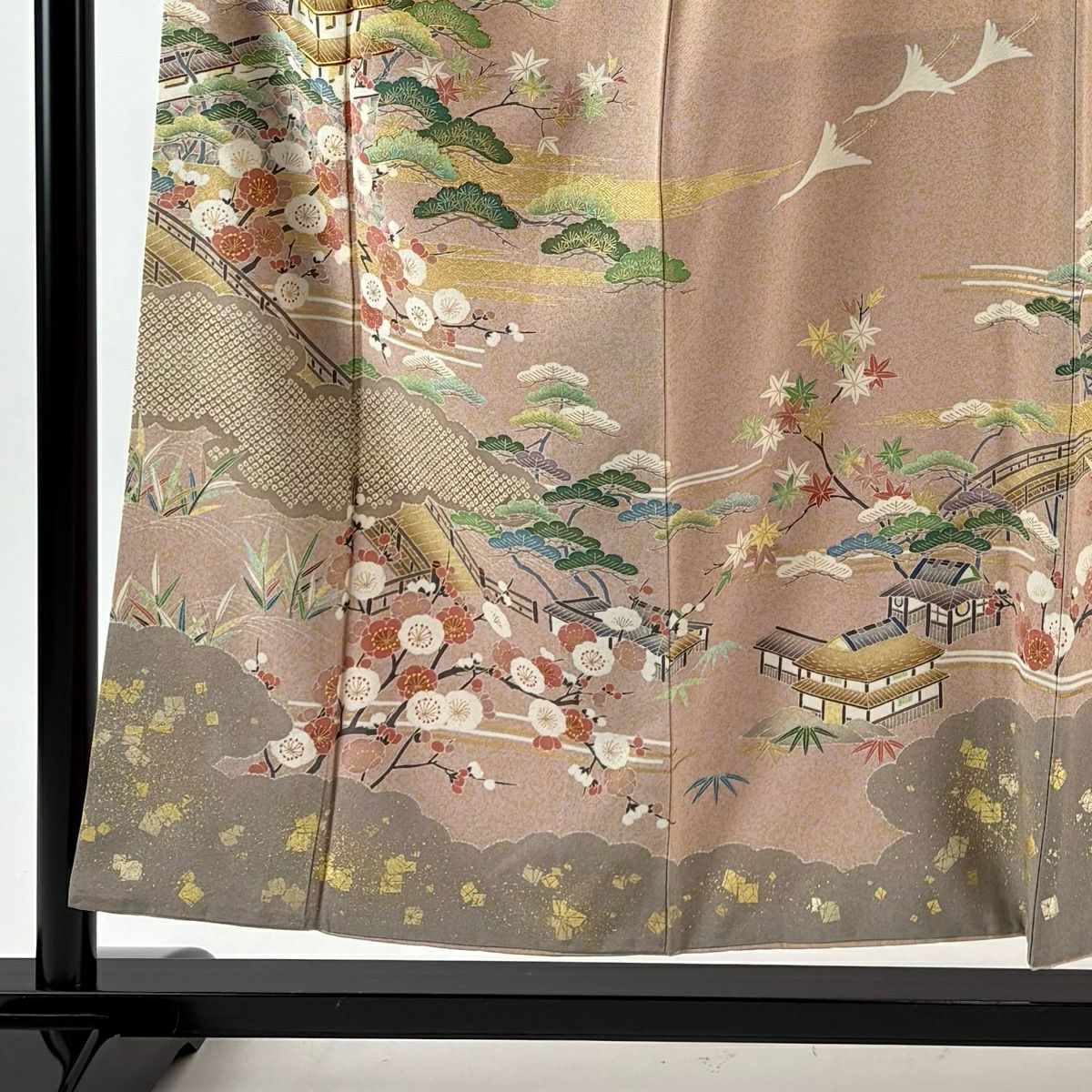 【美品】訪問服 身長153cm 袖長62.5cm S 雙層 松樹竹子梅花 建物 金絲 金銀彩 粉米色 純蠶絲 名品級