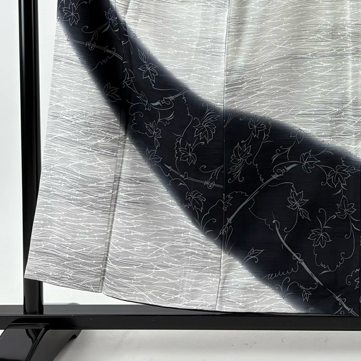 【美品】 付下 身長155.5cm 袖長64cm M 雙層 松樹葉葉 漸層 灰白 純蠶絲 名品級