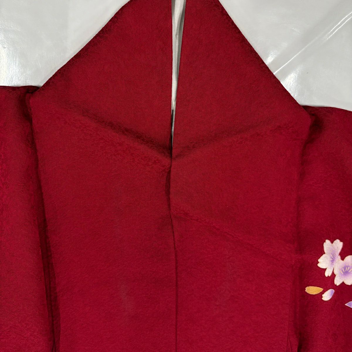 振袖禮服 身長159cm 袖長68.5cm L 雙層 櫻花花瓣 金彩裝飾 紅 純蠶絲 名品級