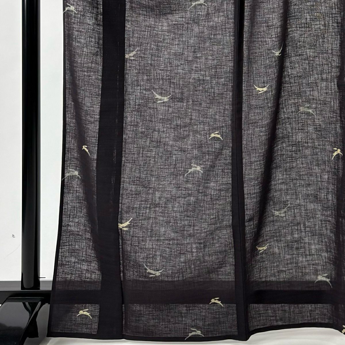 【美品】 小紋 身長169cm 袖長66.5cm M 薄物 大和 兔子 深紫 純蠶絲 名品級