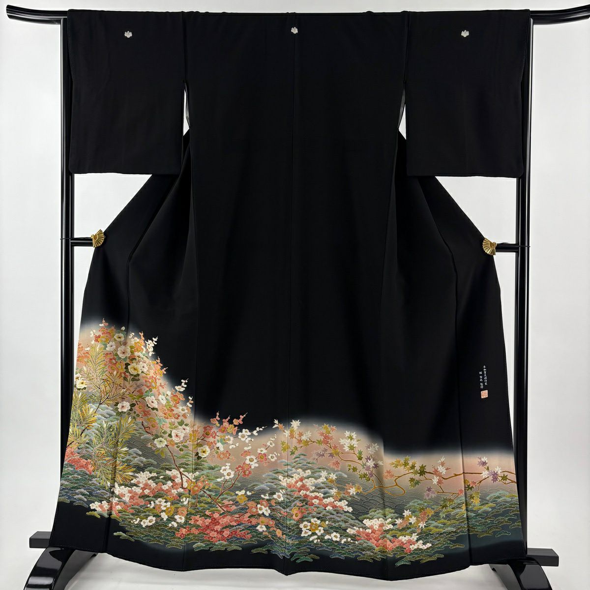 黑留袖禮服 身長163cm 袖長63.5cm S 雙層 證書齊全 椿 松樹梅花 染分 逐漸變化 黑 純蠶絲 名品級