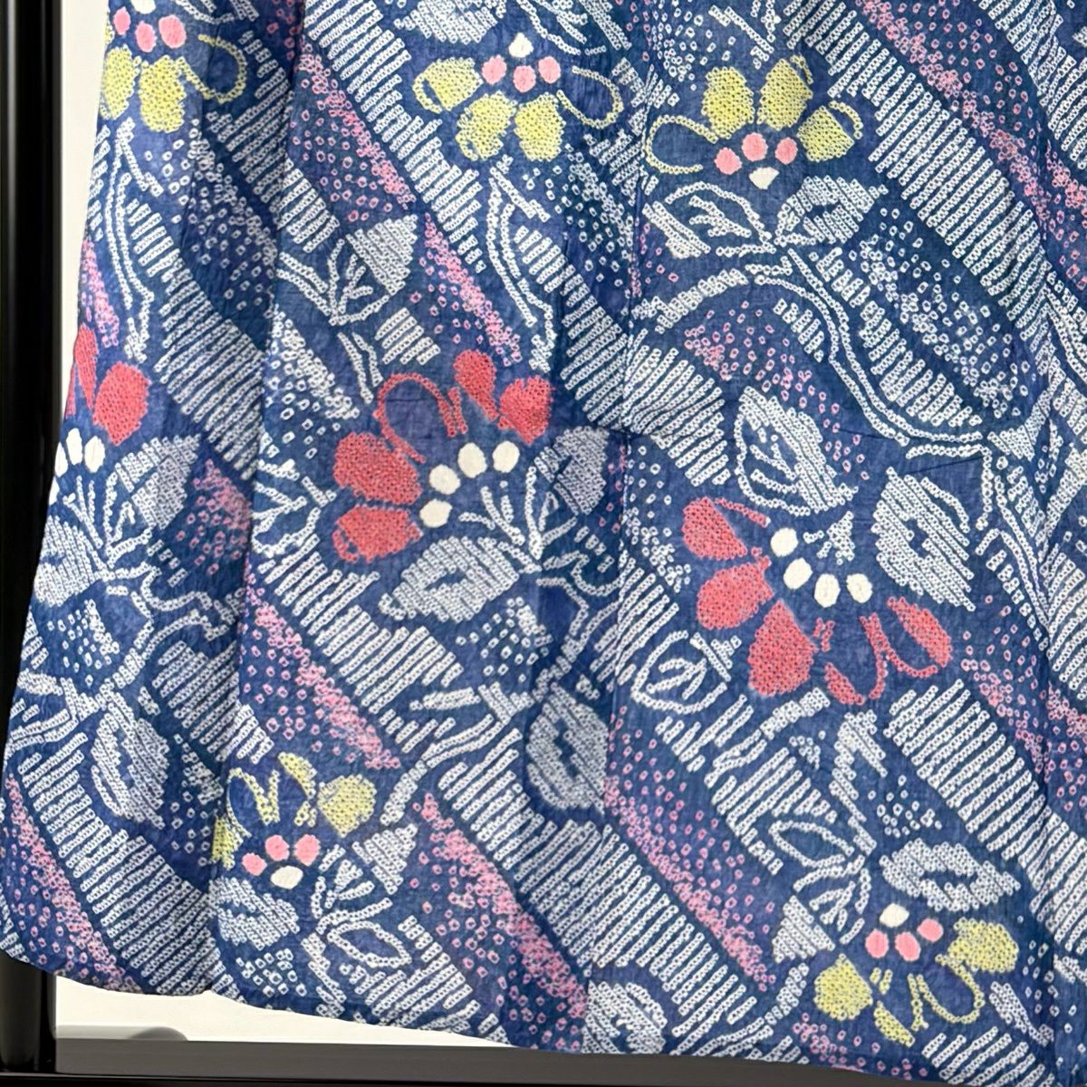 【美品】 浴衣 身長153cm 袖長62cm S 絞染浴衣 草花紋 深藍色 純棉 名品級