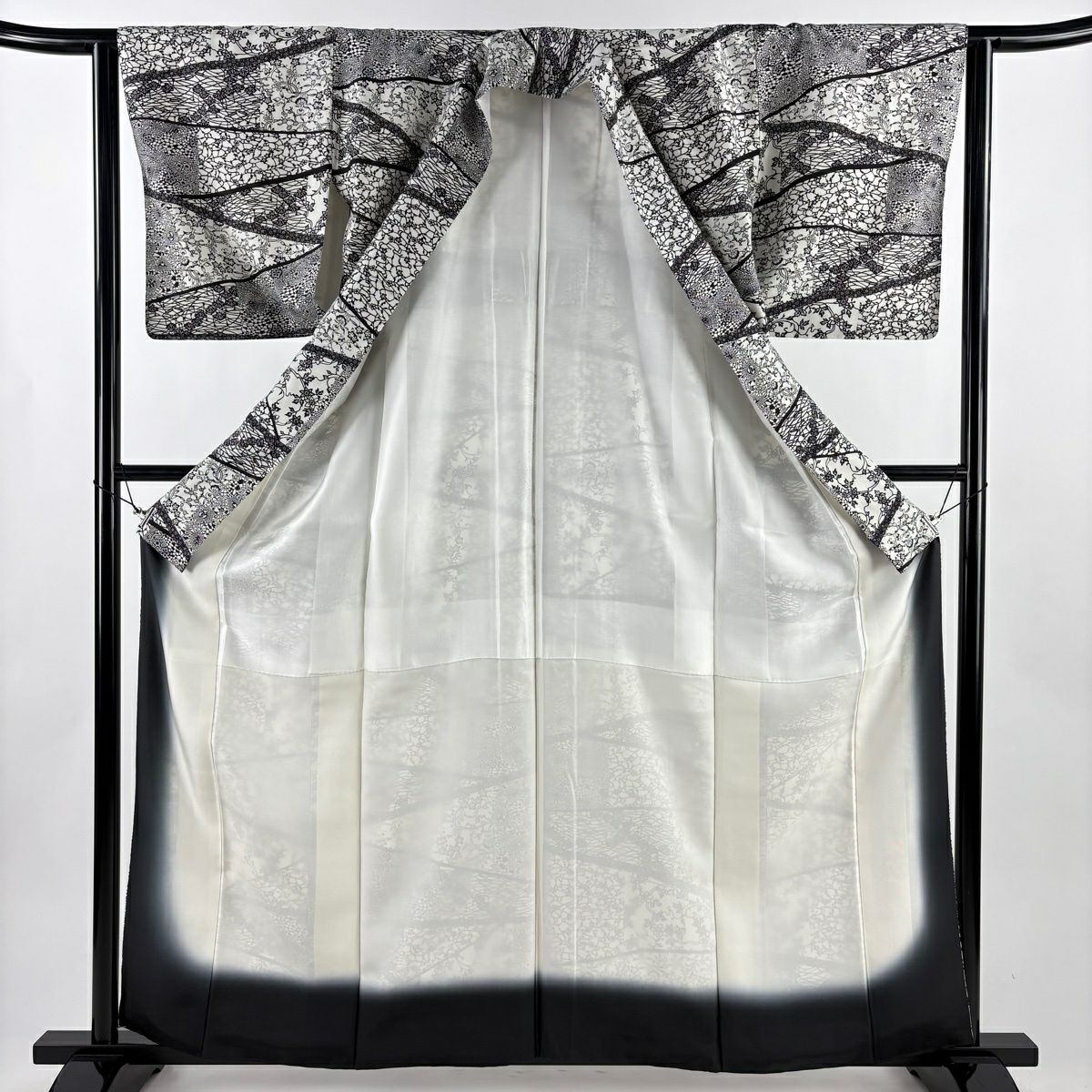 【美品】 小紋 身長162cm 袖長63cm S 雙層 大島紬織地 證書齊全 草花紋紋 鳥 灰白 純蠶絲 名品級