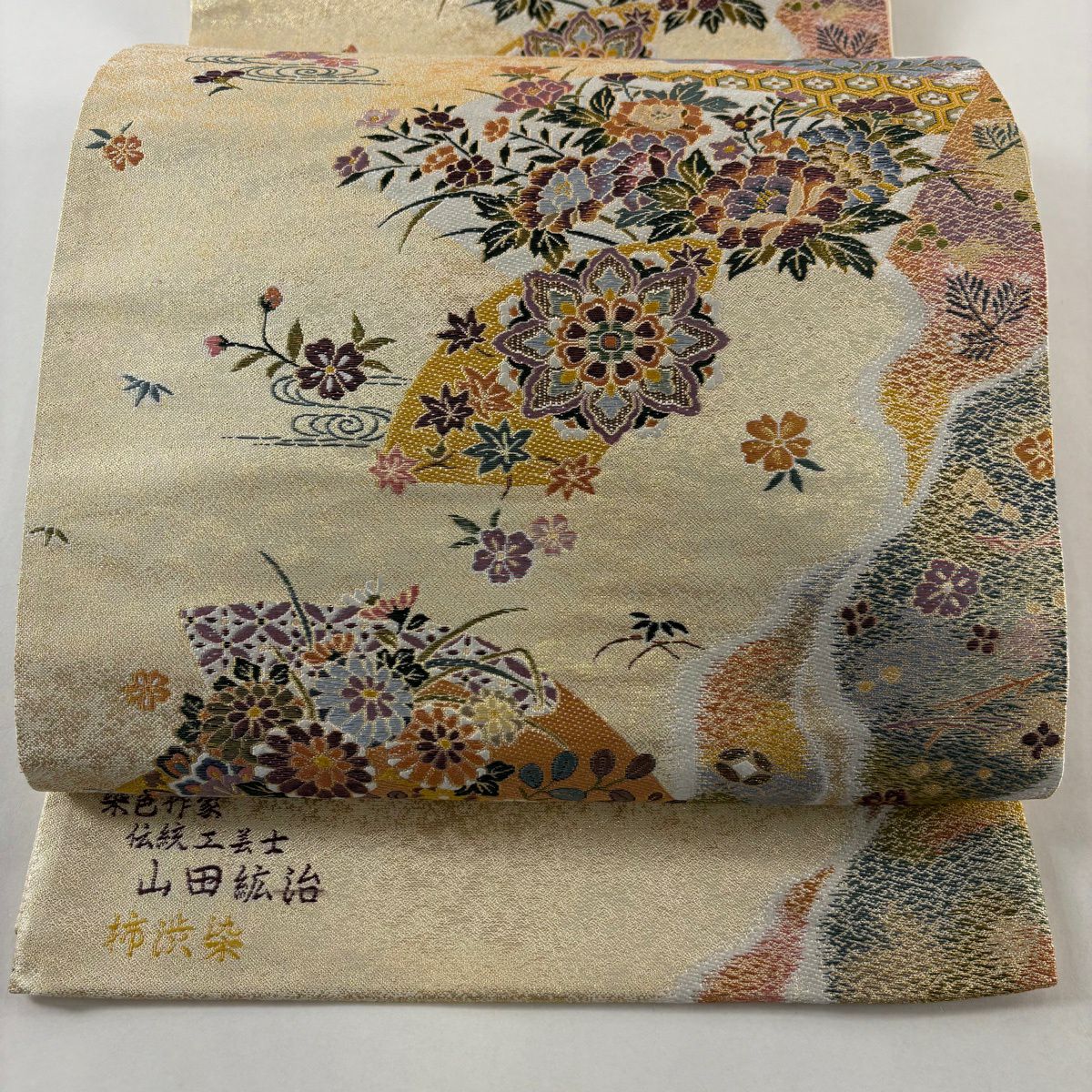 【美品】 袋帶 秀品級 落款あり 証紙あり 浪漫紀行 柿渋染 夢寶盡華紋樣 扇子面 金絲 金金箔 金色 六通 純蠶絲