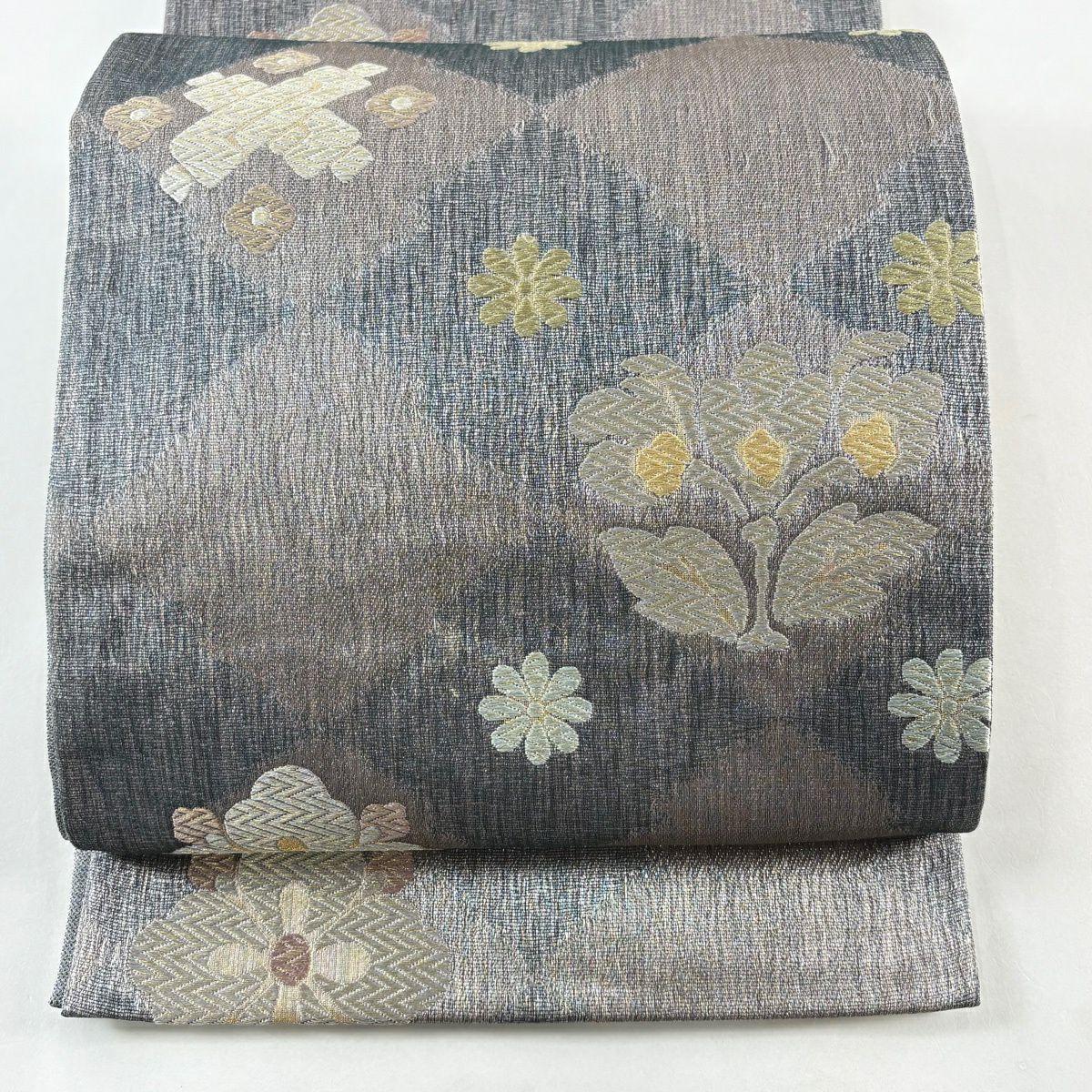 【美品】 袋帶 秀品級 草花紋紋 菱形 金銀彩 唐織 灰色 六通 純蠶絲