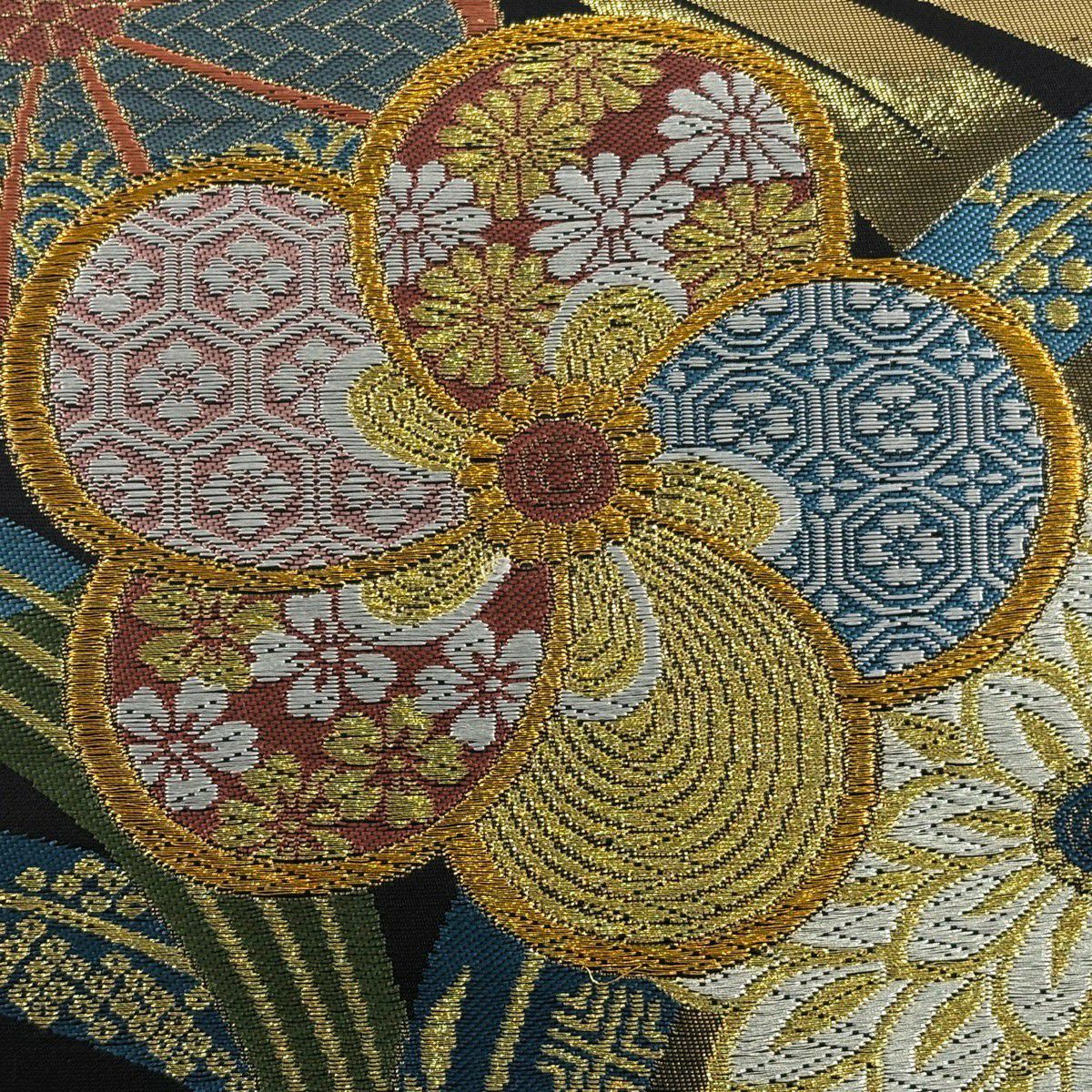 【美品】 袋帶 秀品級 草花紋紋 有職文樣 金絲 唐織 黑 六通 純蠶絲