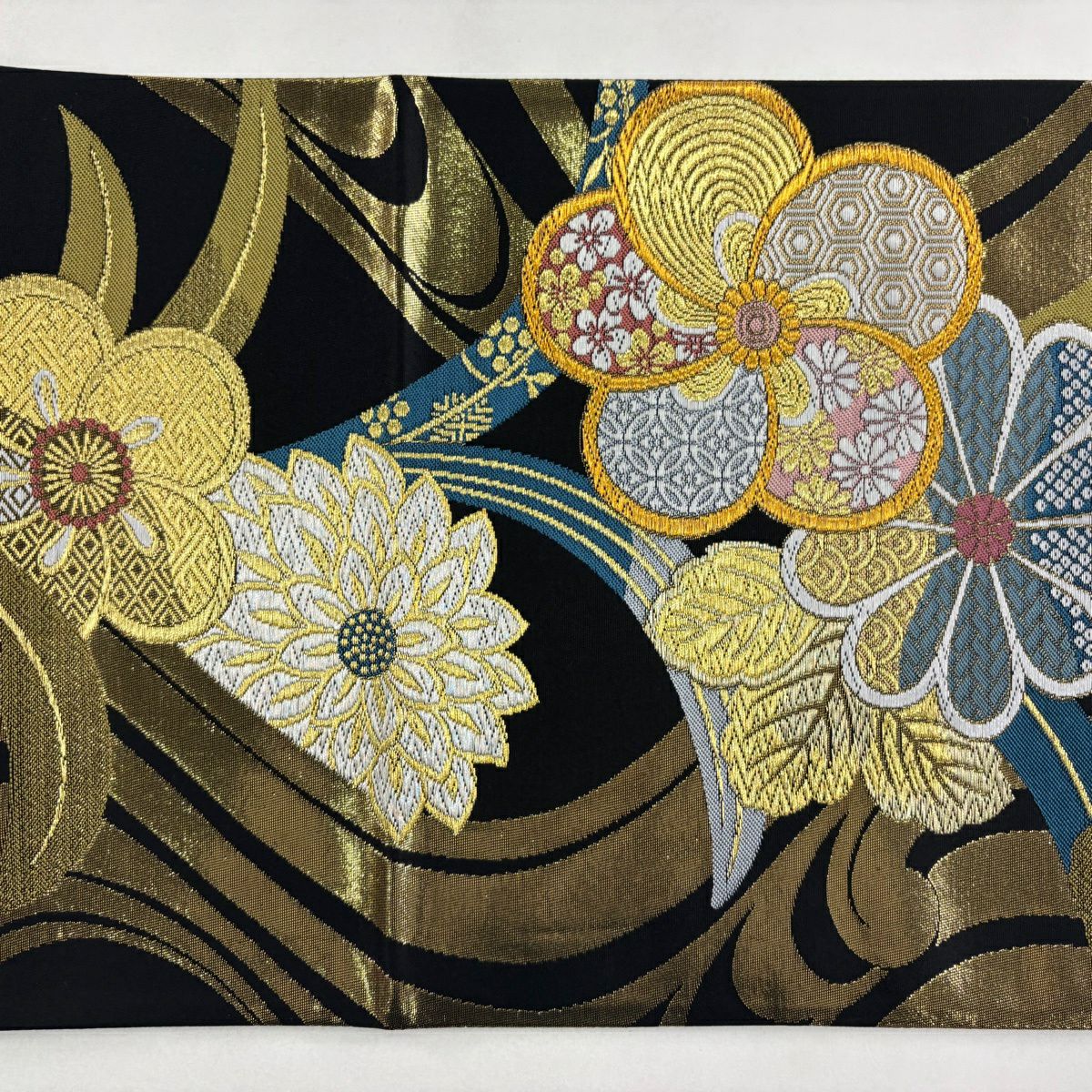 【美品】 袋帶 秀品級 草花紋紋 有職文樣 金絲 唐織 黑 六通 純蠶絲
