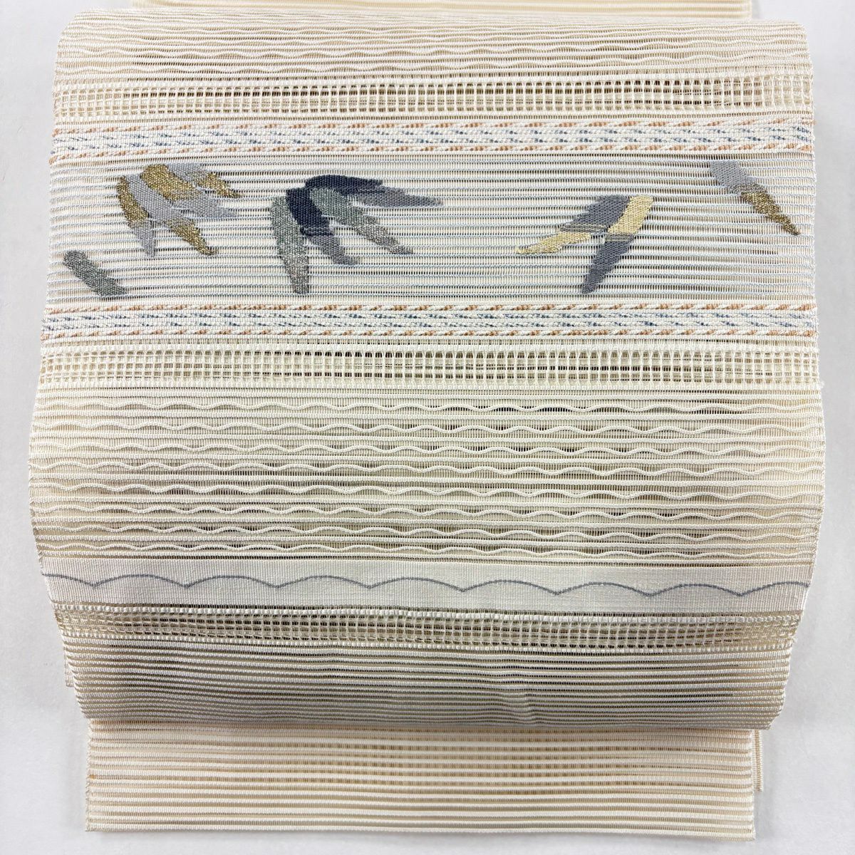 【美品】名古屋帶 秀品級 夏帶 絽 八寸名古屋帶 松樹葉仕立 葉 縞 金銀彩 金金箔 米色 純蠶絲