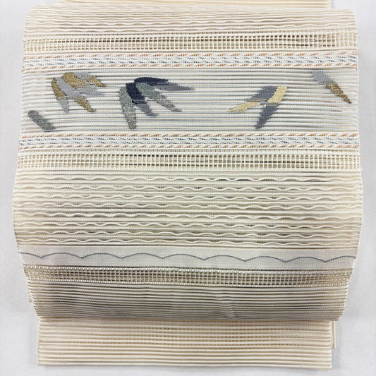 【美品】名古屋帶 秀品級 夏帶 絽 八寸名古屋帶 松樹葉仕立 葉 縞 金銀彩 金金箔 米色 純蠶絲