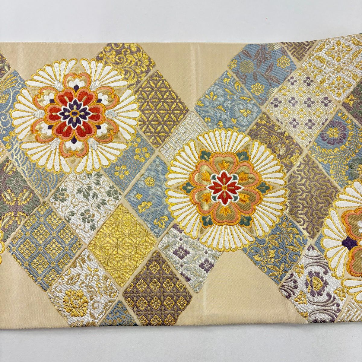 【美品】 袋帶 秀品級 古代裂 辻花染 華紋 刺繡 金銀糸 米色 六通 純蠶絲