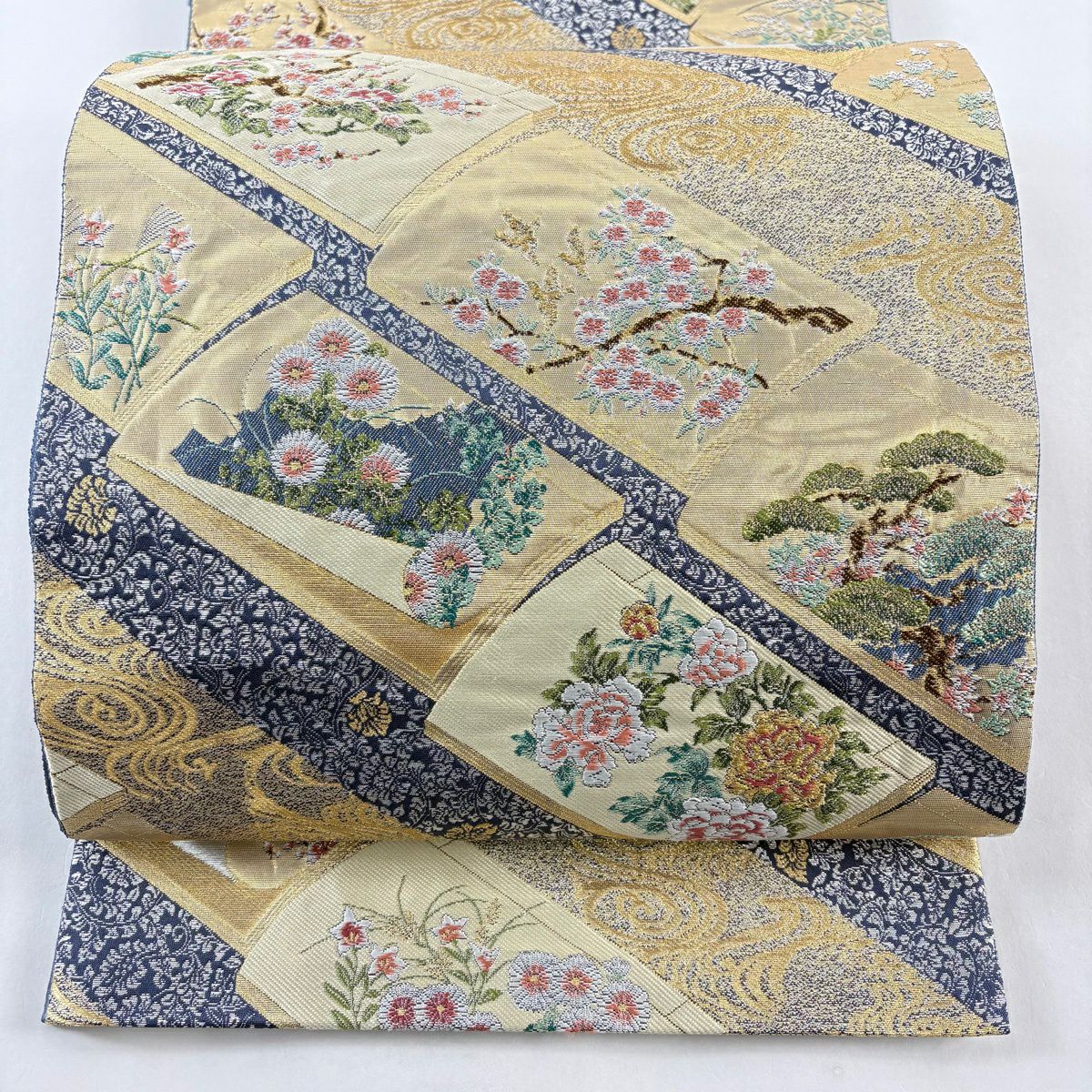 【美品】 袋帶 秀品級 四季奧州旅日記文 草花紋紋 金絲 金金箔 金色 六通 純蠶絲