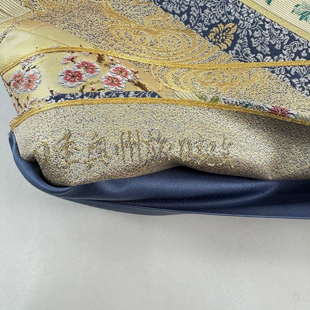 【美品】 袋帶 秀品級 四季奧州旅日記文 草花紋紋 金絲 金金箔 金色 六通 純蠶絲