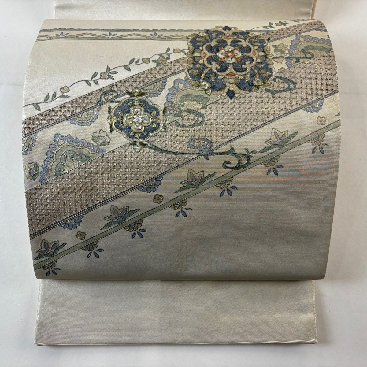袋帶 秀品級 華紋 草花紋紋 螺鈿 金金箔 銀 純蠶絲