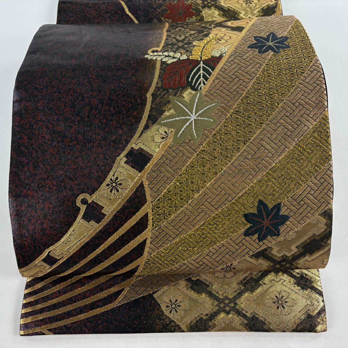 【美品】 袋帶 秀品級 桐 楓 金絲 金金箔 紅黑 六通 純蠶絲
