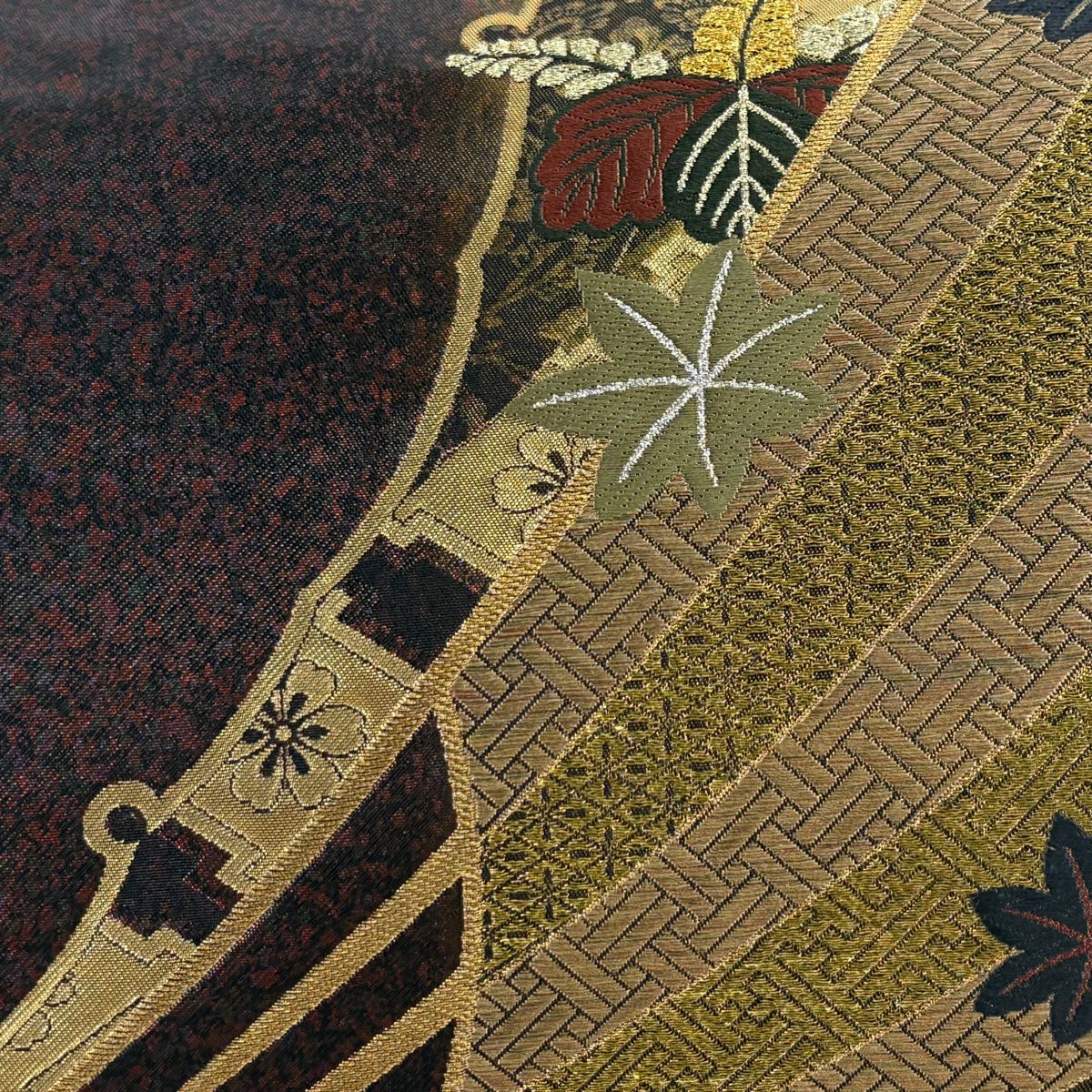 【美品】 袋帶 秀品級 桐 楓 金絲 金金箔 紅黑 六通 純蠶絲