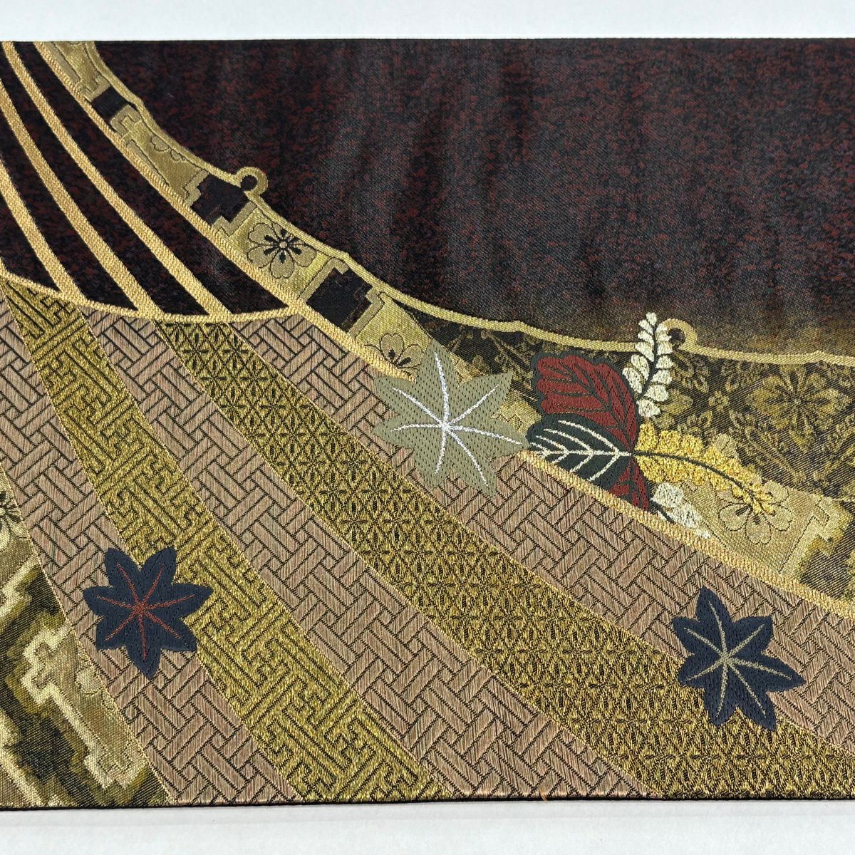 【美品】 袋帶 秀品級 桐 楓 金絲 金金箔 紅黑 六通 純蠶絲