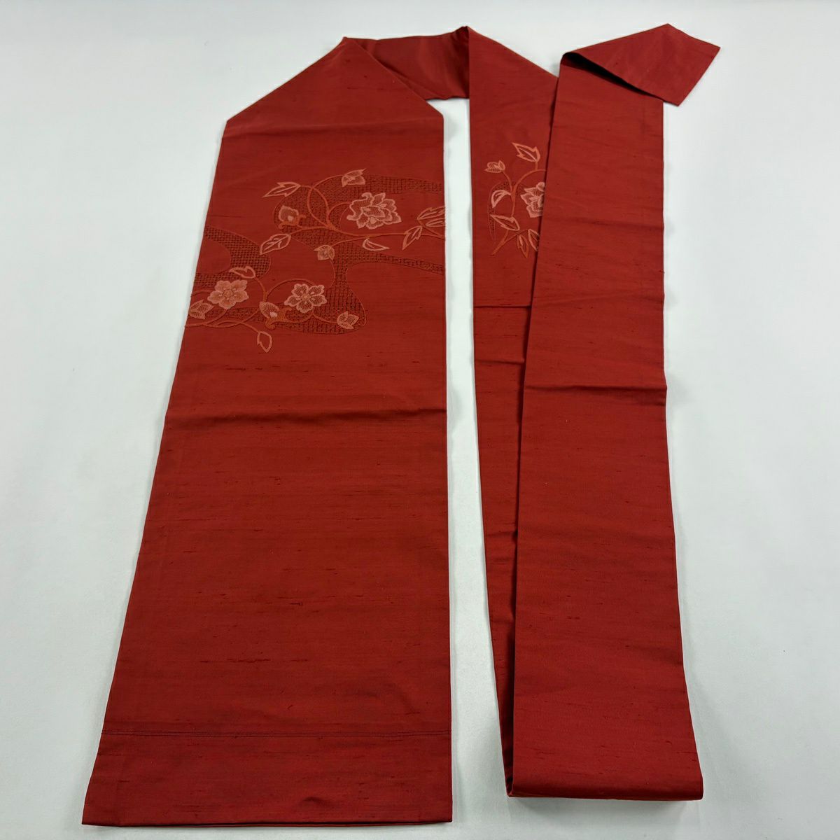 名古屋帶 秀品級 紬織織 草花紋紋 霞 汕頭刺繡 相良刺繡 紅 純蠶絲