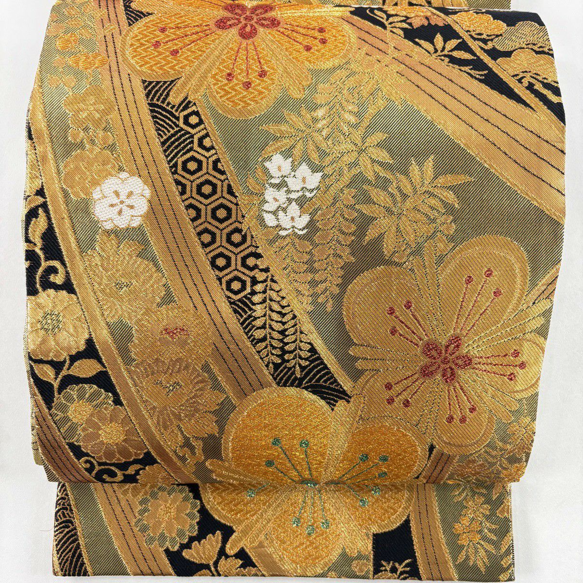 【美品】 袋帶 優品級 振袖禮服禮服用 梅花 草花紋 金絲 金金箔 金色 六通 純蠶絲