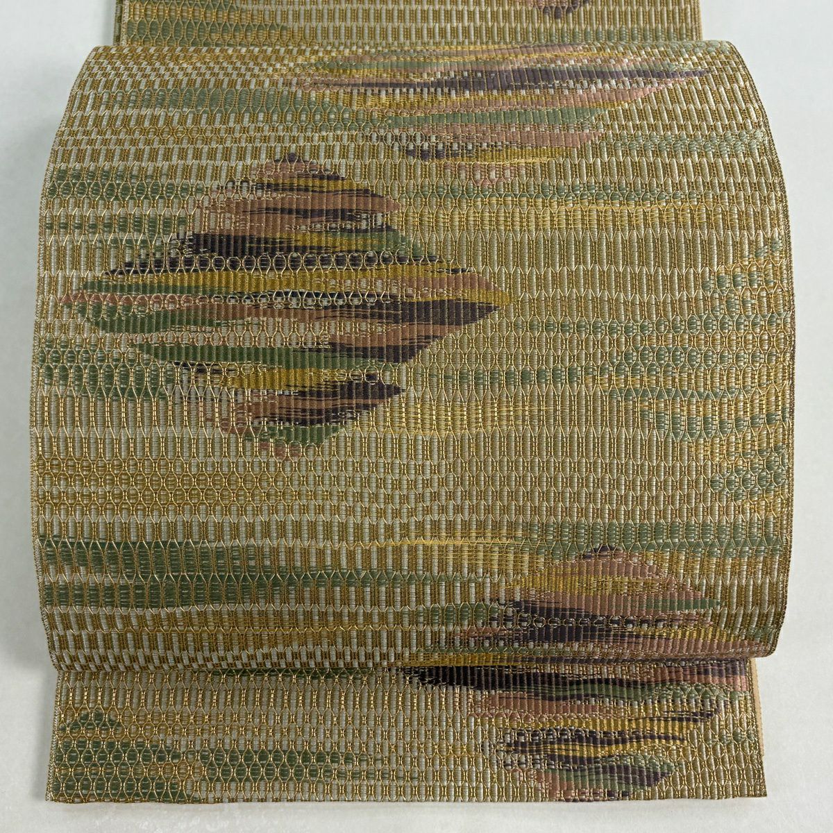 【美品】 袋帶 名品級 霞 幾何學 金絲 淺茶 六通 純蠶絲