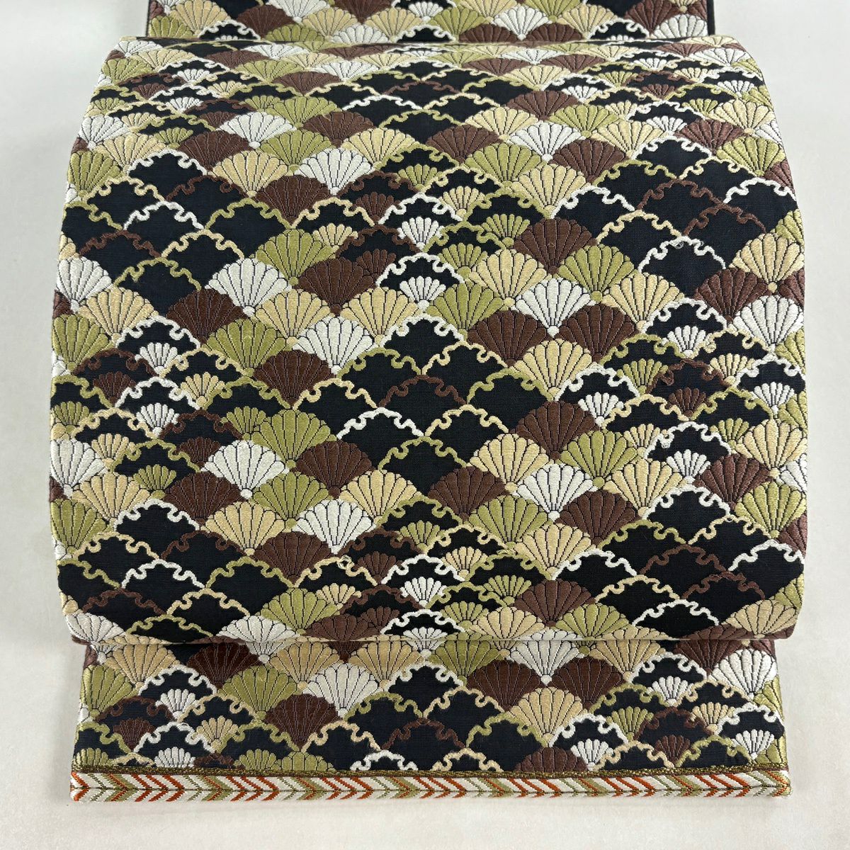 袋帶 名品級 菊花青海波 雪輪青海波 刺繡 墨 黑 六通 純蠶絲