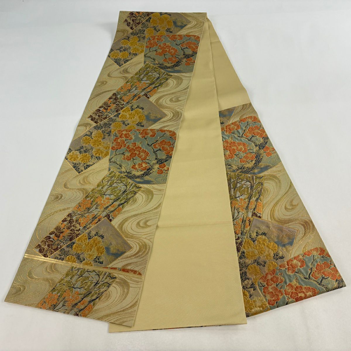 【美品】 袋帶 名品級 川島織物 落款あり 梅花 菊花 金糸 金金箔 米色 六通 純蠶絲
