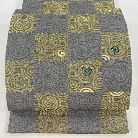 【美品】 袋帶 名品級 市松樹 渦卷 螺鈿 金絲 灰色 大鼓圖案 純蠶絲