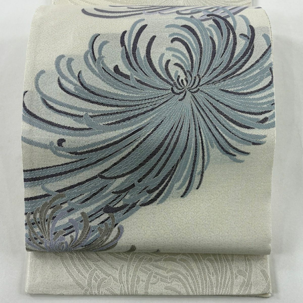 【美品】 袋帶 名品級 亂菊花 青海波 銀線 灰白 お太鼓圖案 純蠶絲