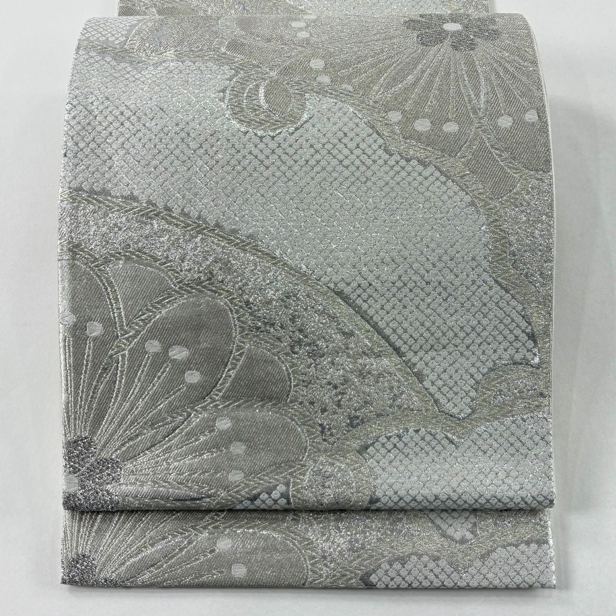 【美品】 袋帶 名品級 雪輪 花 銀絲 金金箔 銀 六通 純蠶絲