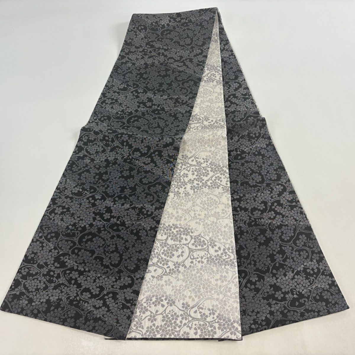 【美品】 袋帶 名品級 樱花 黑灰 全通 純蠶絲