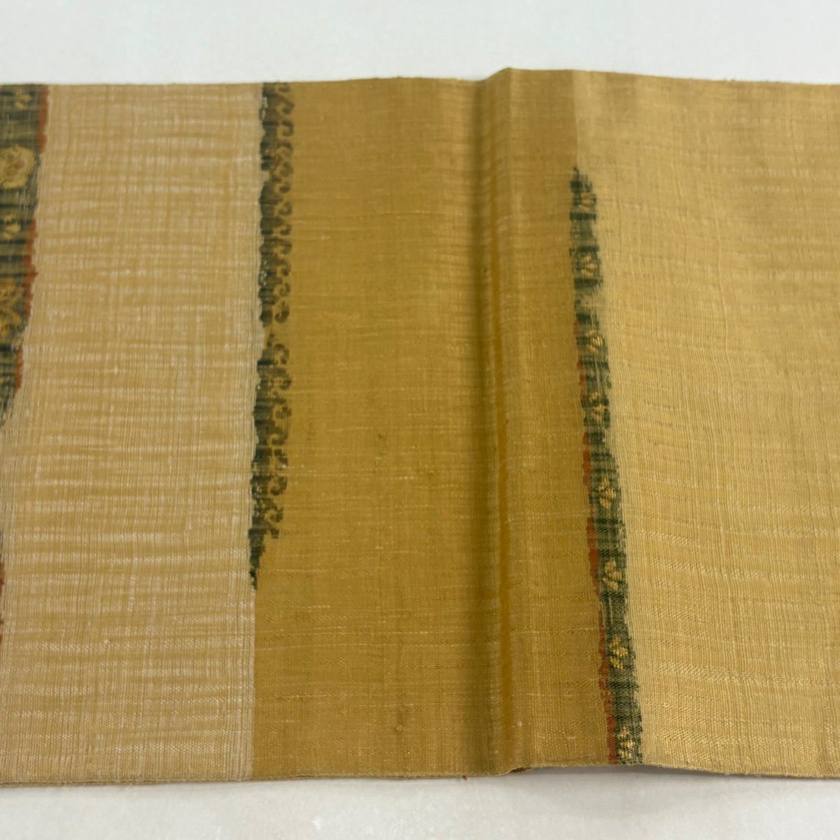 【美品】 袋帶 名品級 人物 草花紋 金糸 山吹茶 純蠶絲 お太鼓柄