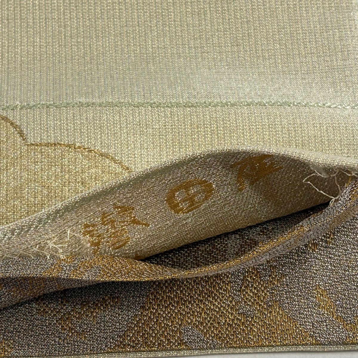 【美品】 袋帶 逸品級 誉田屋源兵衛 落款あり 雉 雲文 金絲 金金箔 金色 大鼓圖案 純蠶絲