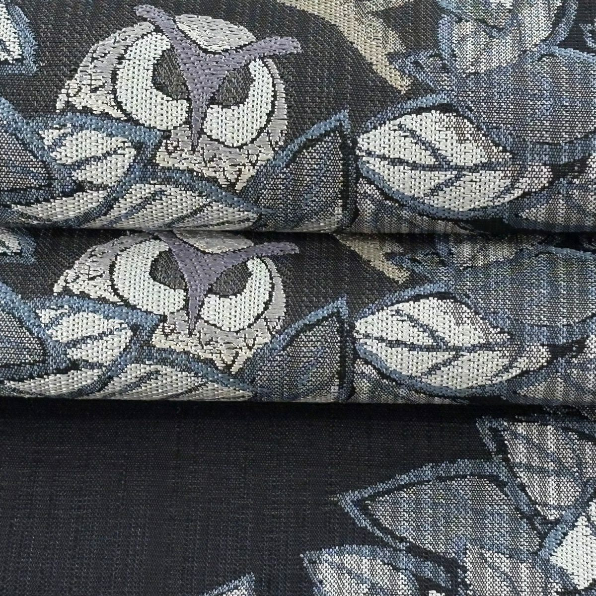 【美品】 袋帶 逸品級 貓頭鷹 枝葉 金金箔 墨 黑色 お太鼓柄 純蠶絲