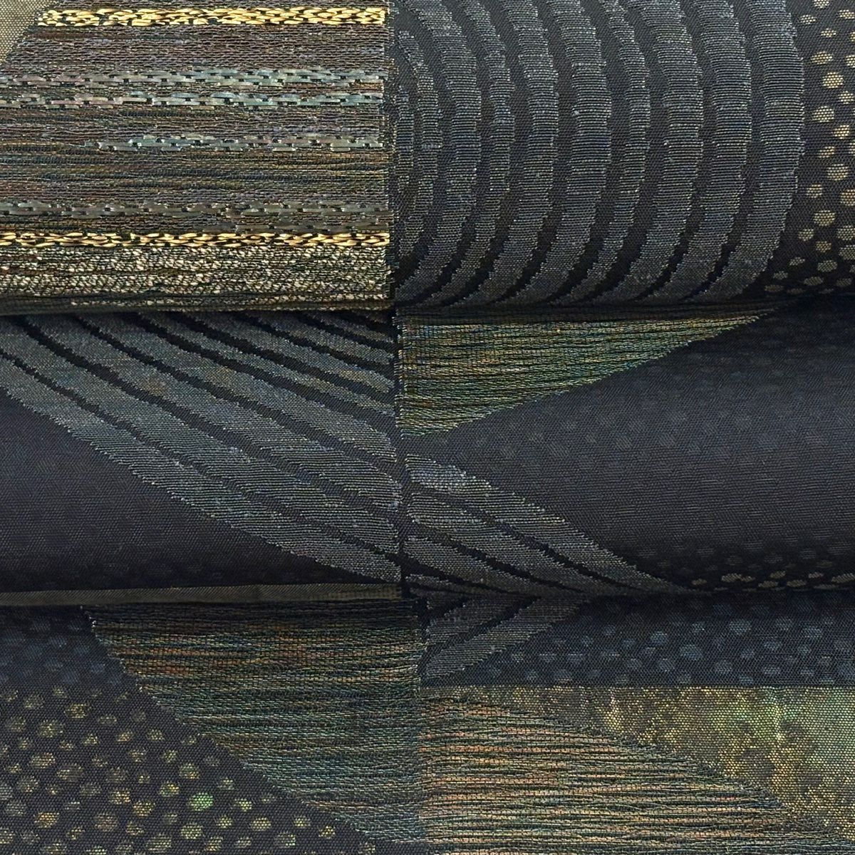 【美品】 袋帶 逸品級 渡文 落款あり 彩纈 幾何學 縞 金絲 金金箔 墨 深藍 六通 純蠶絲