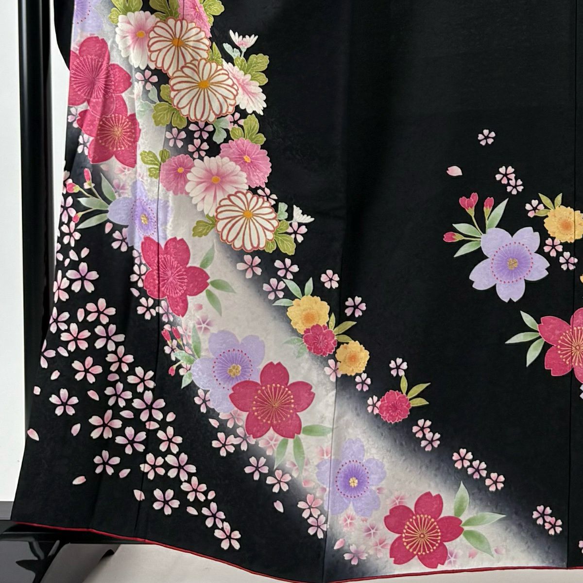 振袖禮服 身長161cm 袖長64cm M 雙層 鈴乃屋 菊花 櫻花 金銀彩 漸層 黑 純蠶絲 名品級