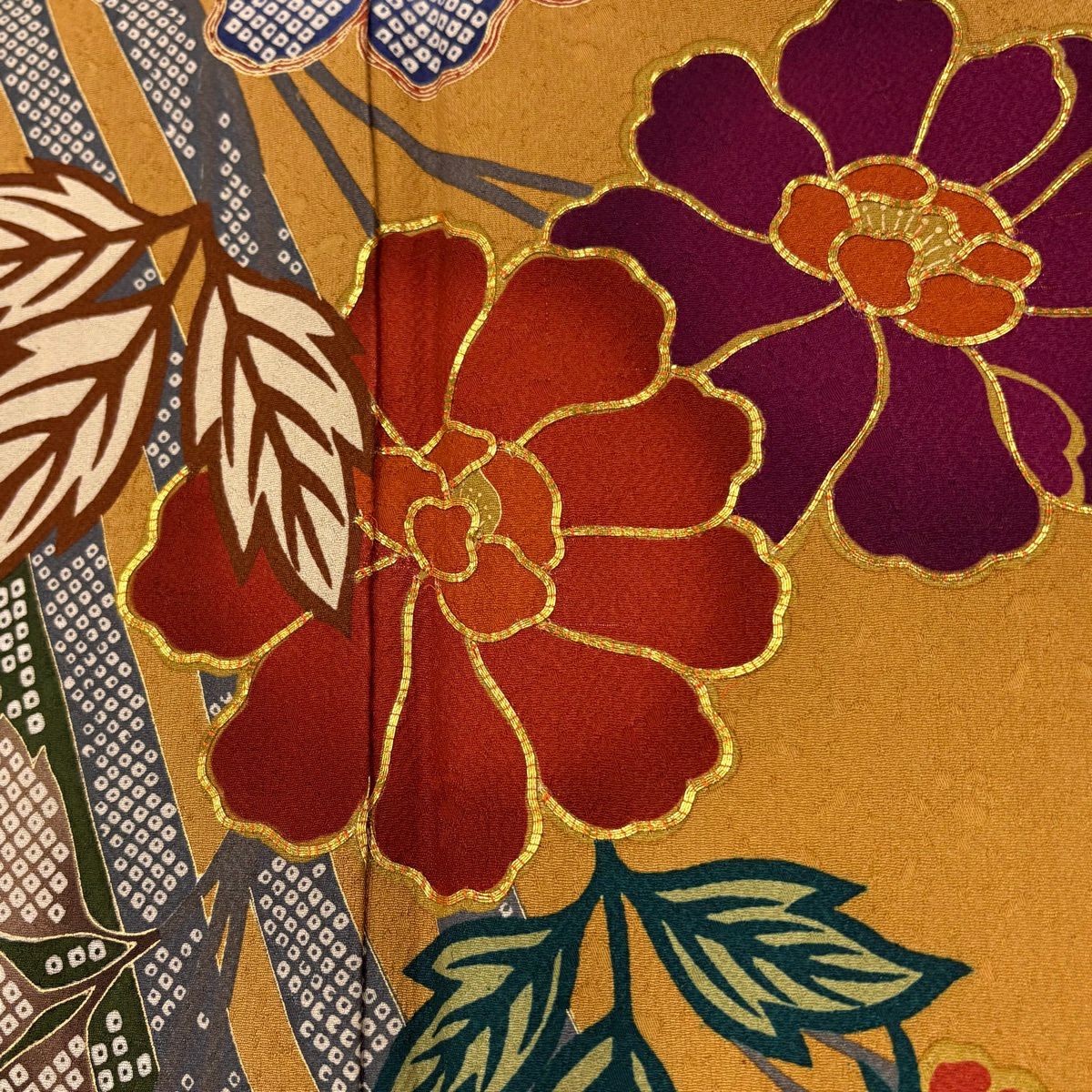 【美品】振袖禮服 身長165cm 袖長68cm L 雙層 牡丹 枝梅花 金絲 金銀彩 山吹茶 純蠶絲 名品級