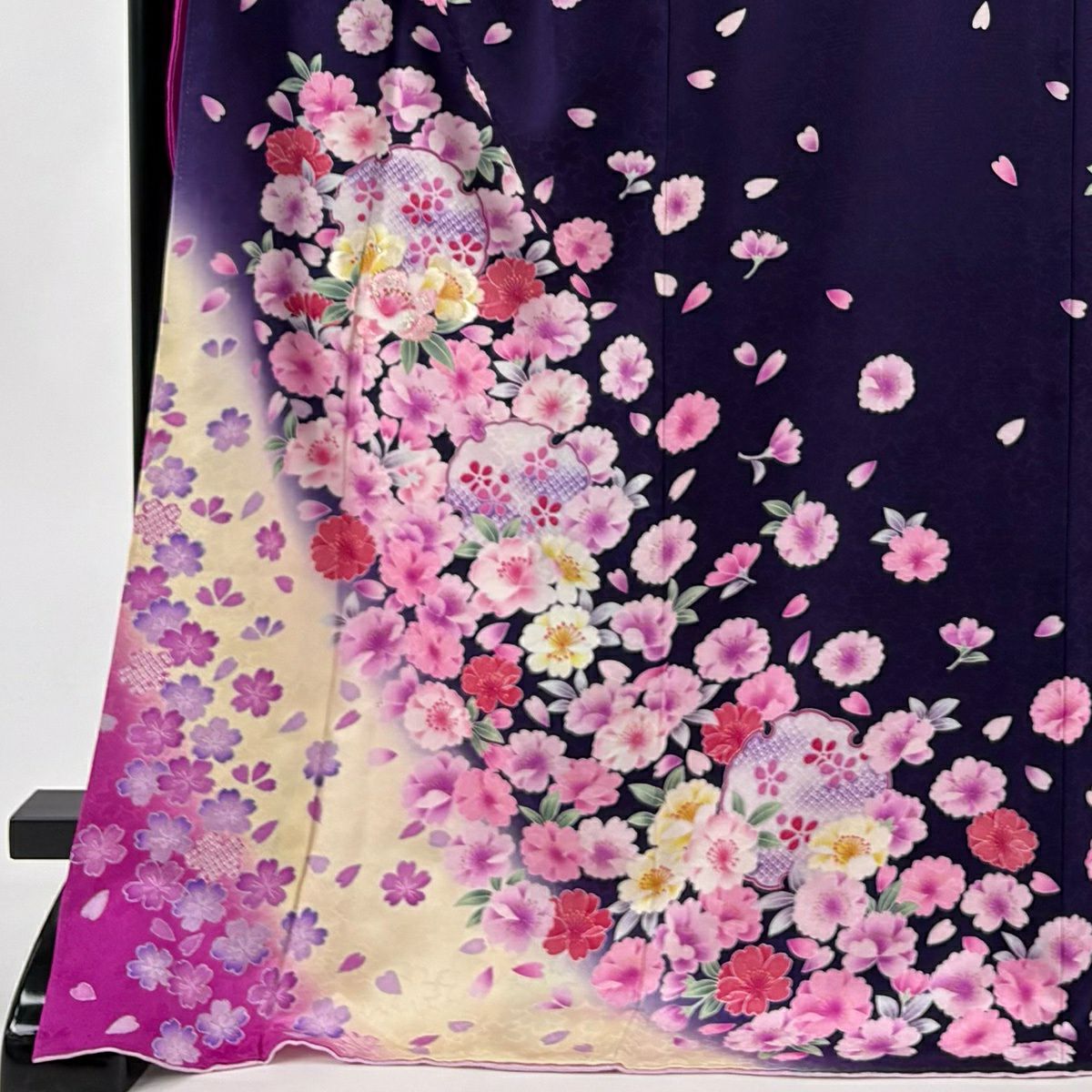 【美品】振袖禮服 身長172cm 袖長70cm L 雙層 雪輪 櫻花 刺繡 金銀彩 濃紫 純蠶絲 名品級