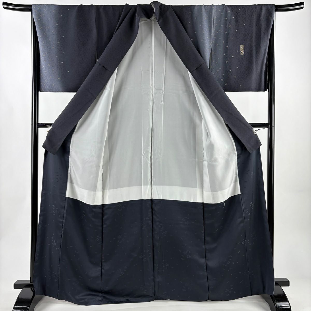 付下 身長168cm 袖長67.5cm L 雙層 落款あり 樱花花瓣 金絲 染分 墨色 純蠶絲 名品級