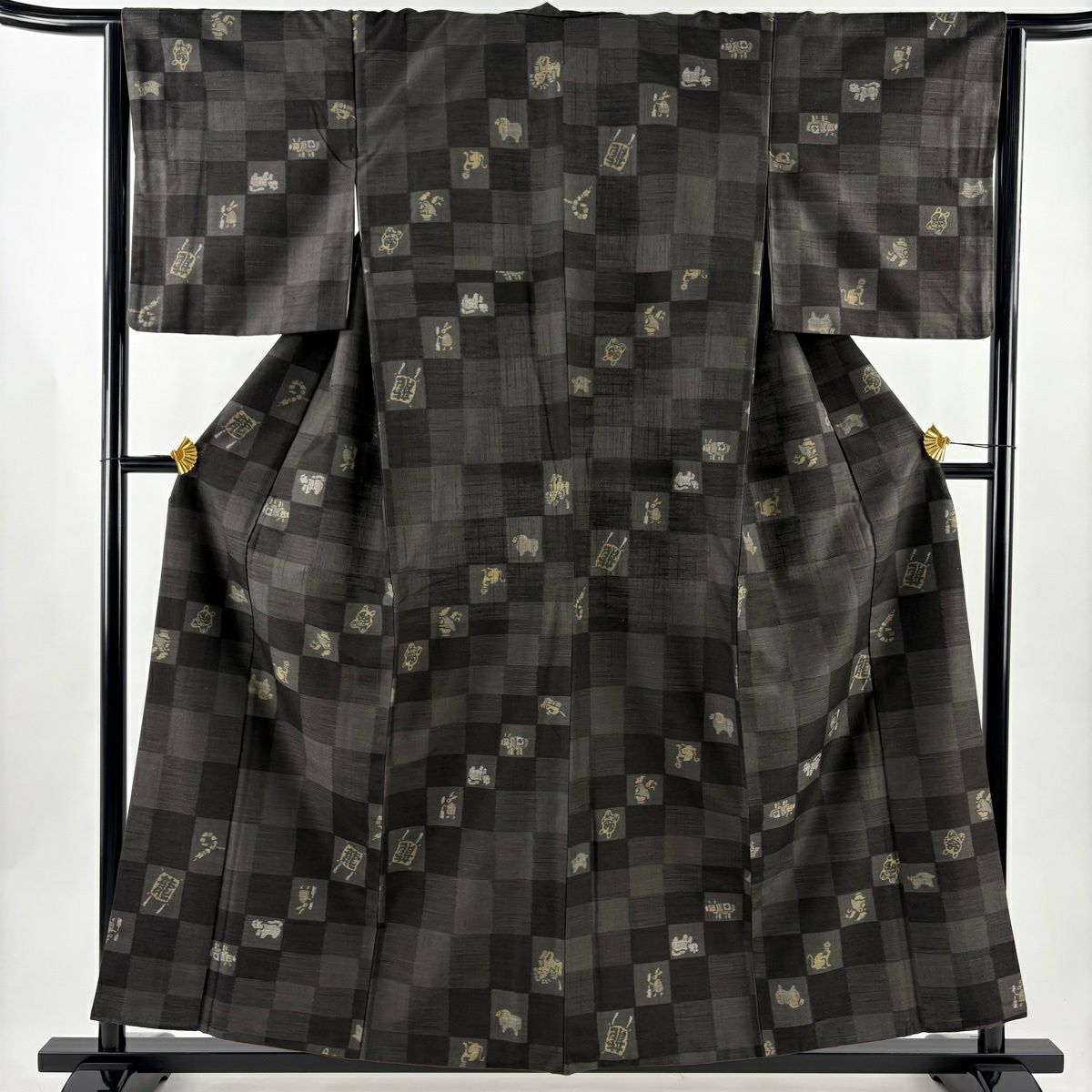 【美品】 紬織 身長158cm 袖長64cm M 雙層 市松樹 干支紋 黑灰 純蠶絲 名品級